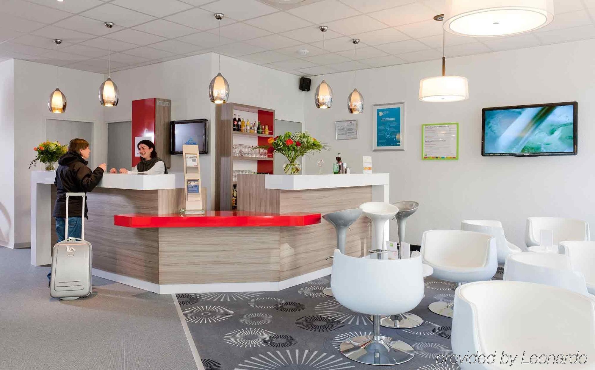 Ibis Styles Grenoble Centre Gare Hotel Exterior photo